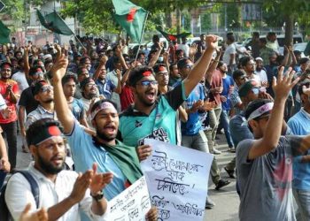 সারাদেশে ‘কমপ্লিট শাটডাউন’ কর্মসূচি ঘোষণা দিলো আন্দোলনরত শিক্ষার্থীরা