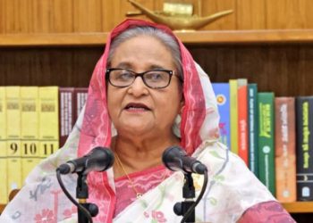 সরকার পতনের পর যারা পদত্যাগ করলেন