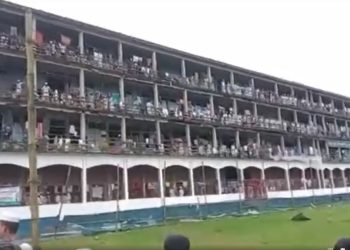 ঝালকাঠির এন এস কামিল মাদ্রাসায় শিক্ষক আল আমিনের অপসারণের দাবিতে ছাত্রদের বিক্ষোভ