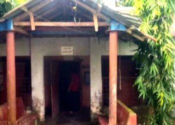 শৌলজালিয়া ইউপি চেয়ারম্যানের অফিস ভাংচুর করলেন বিএনপি নেতা