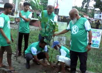 ঝালকাঠিতে পরিবেশের ভারসাম্য রক্ষায় বৃক্ষ রোপন
