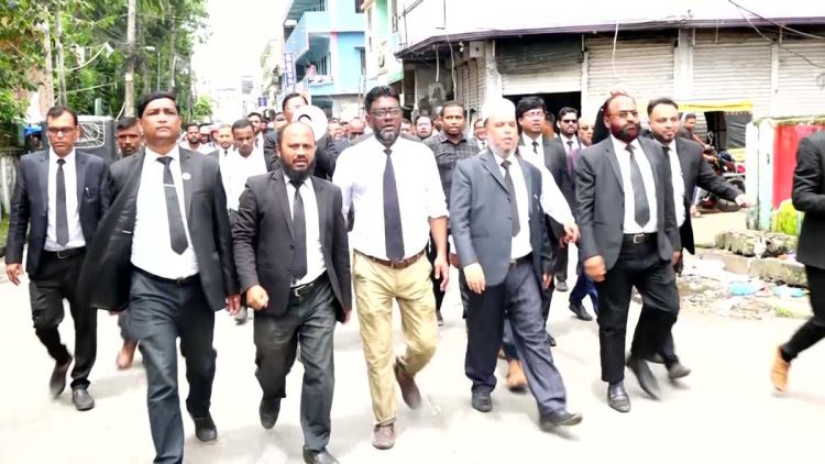 ঝালকাঠিতে অবস্থান কর্মসূচি ও বিক্ষোভ মিছিল