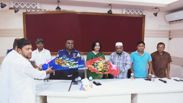 ঝালকাঠির প্রেসক্লাবের উদ্যোগে জেলা প্রশাসক ও পুলিশ সুপারের মতবিনিময় সভা
