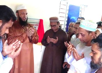 কাঠালিয়ায় আবাসন প্রকল্পের বাসিন্দাদের জন্য মসজিদ