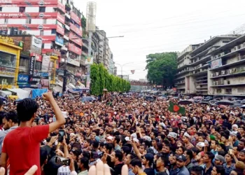 আওয়ামী লীগের সঙ্গে বসার আহ্বান প্রত্যাখ্যান করেছেন আন্দোলনকারীরা
