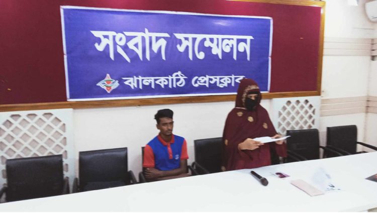 ঝালকাঠিতে শ্রমিকদল নেতাকে আ’লীগ কর্মী আখ্যা দিয়ে দোকান ঘরে আগুন, বিচার দাবিতে সংবাদ সম্মেলন