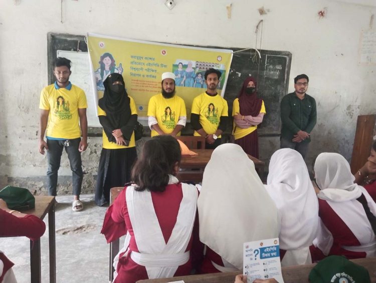 রাজাপুরে শিক্ষা প্রতিষ্ঠানে এইচপিভি টিকাদান ক্যাম্পেইন অনুষ্ঠিত