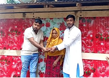 কাঠালিয়ায় মিরাজ খান ফাউন্ডেশনের পক্ষ থেকে অসহায়দের দেয়া ঘরের উদ্ধোধন