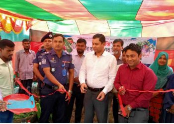 দ্রব্য মূল্য নিয়ন্ত্রনে রাখতে ঝালকাঠিতে শুরু হয়েছে কৃষকের বাজার ‘স্বস্তি’