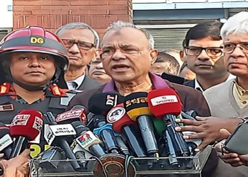 ‘সচিবালয়ে কেন, কীভাবে আগুন লেগেছে, তা তদন্ত করা হবে’ : স্বরাষ্ট্র উপদেষ্টা