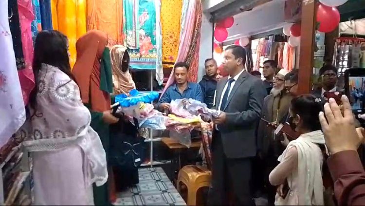 রাজাপুরে নারী উদ্যোক্তাদের কর্মশালা অনুষ্ঠিত