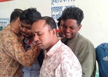 ঝালকাঠিতে বাস চাপায় মাধ্যমিক বিদ্যালয়ের আইসিটি ল্যাব সহকারি নিহত