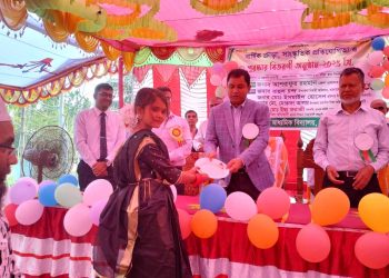 রাজাপুরের চাড়াখালী বহুমুখী মাধ্যমিক বিদ্যালয়ের বার্ষিক ক্রীড়া ও সাংস্কৃতিক অনুষ্ঠানের পুরস্কার বিতরণ