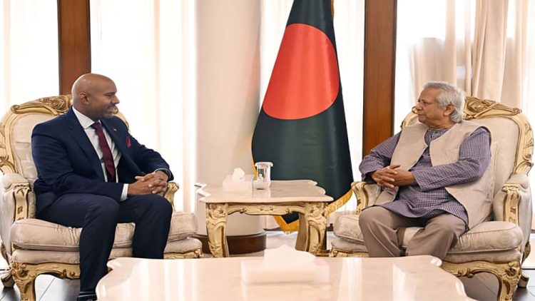 পাচারের অর্থ ফেরাতে কানাডার সহায়তা চেয়েছেন প্রধান উপদেষ্টা