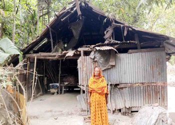 বিধবা রাজিয়া বেগমের মানবেতর জীবন—ভাঙা ঘরে অনিশ্চিত ভবিষ্যৎ