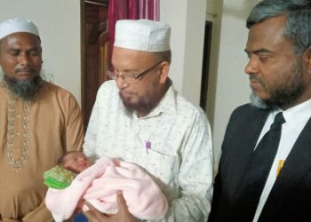 ঝালকাঠির নিহত শহিদ সেলিম তালুকদারের স্ত্রীর ও কন্যা সন্তানের দায়িত্ব নিলেন বাংলাদেশ জামায়াত ইসলাম