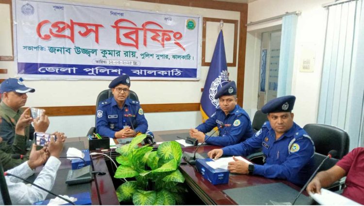 ঝালকাঠিতে আলোচিত অবসরপ্রাপ্ত সেনা সদস্য হত্যার রহস্য উদঘাটন