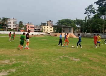 অনুর্ধ্ব-১৫ ফুটবল লীগে অংশগ্রহণের জন্য ঝালকাঠি জেলা দলের অনুশীলন শুরু