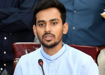 ফেসবুক-ইউটিউবে আ.লীগের পক্ষে কথা বললেই হবে গ্রেপ্তার: আসিফ মাহমুদ