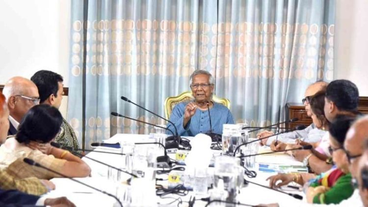 বাসভবন যমুনায় সর্বদলীয় বৈঠক ডেকেছেন প্রধান উপদেষ্টা