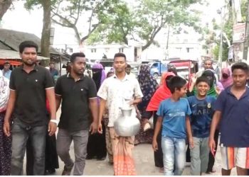 ঝালকাঠিতে পৌরসভার এলাকায় তীব্র পানি সংকট