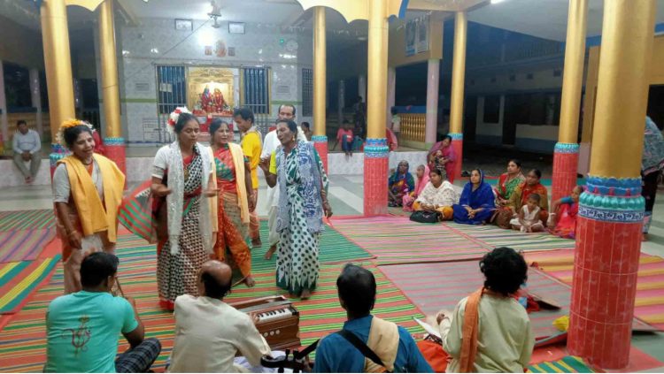 ঝালকাঠিতে বিলুপ্তির পথে রয়ানী গান ও রামযাত্রা পালা