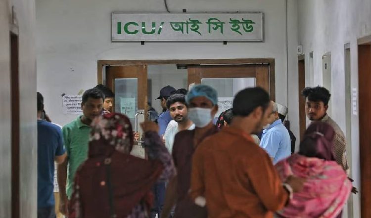 প্রাণহানি বেড়ে দাঁড়িয়েছে এখন ৩২ জনে