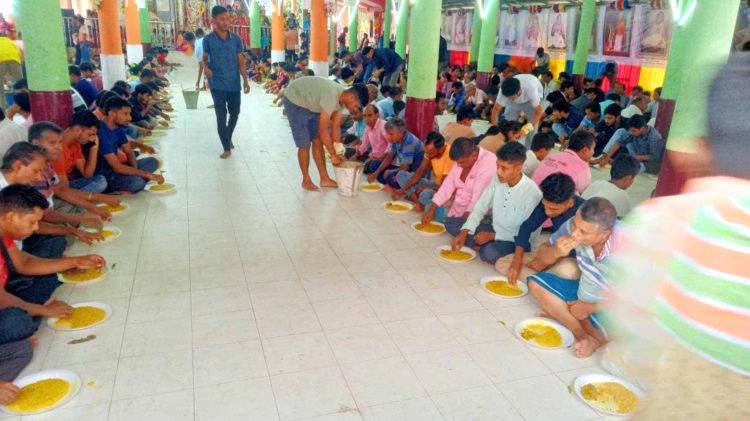 ঝালকাঠিতে শ্রী শ্রী গুরু পূর্নিমা ৭দিনব্যাপী ৩২ তম বার্ষিকী উৎসব শেষ
