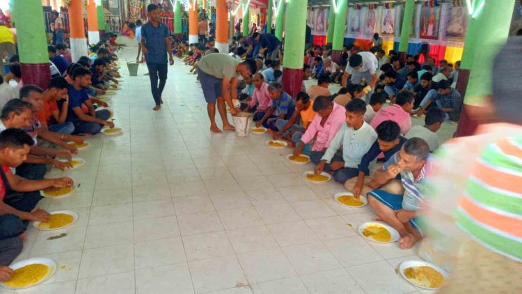 ঝালকাঠিতে শ্রী শ্রী গুরু পূর্নিমা উপলক্ষ্যে ঝালকাঠিতে ৭দিনব্যাপী ধর্মীয় উৎসব শেষ