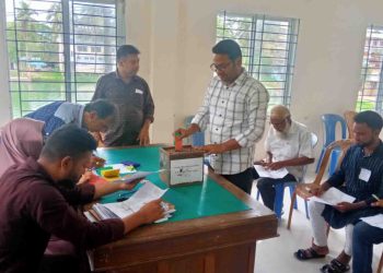 ঝালকাঠিতে কেন্দ্রীয় সমবায় ব্যাংক লিমিটেডের নির্বাচন অনুষ্ঠিত