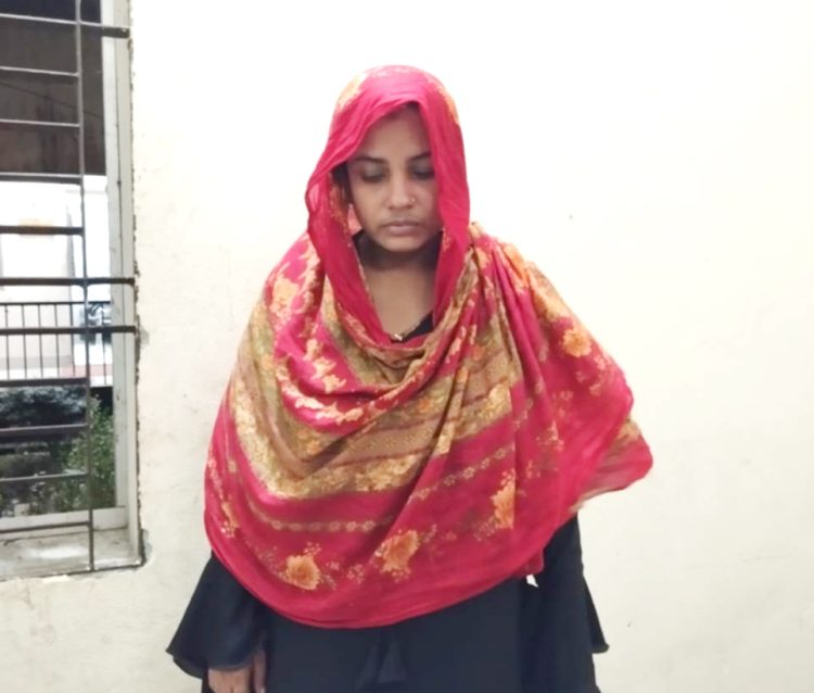 নলছিটিতে নারী মাদক কারবারি গ্রেপ্তার