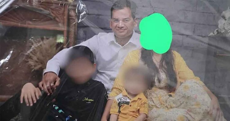 স্ত্রীর পরকীয়ার জেরে সন্তানদের বিষ খাইয়ে আত্মহত্যা করলেন একজন শিক্ষক