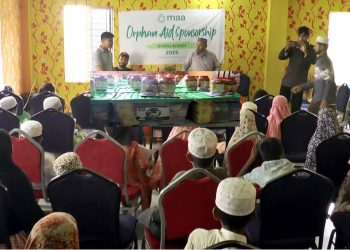 ঝাকাঠিতে ‘ইমপ্যাক্ট ইনিশিয়েটিভ এর উদ্যোগে’ এতিম শিশুদের মাঝে খাদ্যসামগ্রী বিতরণ