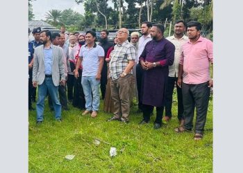 ঝালকাঠিতে  ডিগ্রি কলেজ পরিদর্শন করলেন উপদেষ্টা ফারুক ই আজম