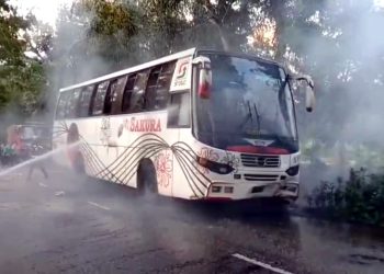 ঝালকাঠিতে বাস-মোটরসাইকেল সংঘর্ষে শিক্ষক নিহত