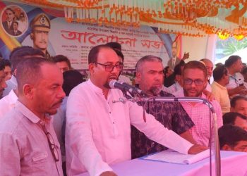 খালেদা জিয়া ভাড়া বাড়িতে থাকেন, তারেক রহমানের জন্য ভাড়াবাড়ি খোঁজা হচ্ছে, অথচ শেখ হাসিনা পরিবারের দেশে-বিদেশে বাড়িসহ জয়ের রয়েছে আমেরিকাতেই ১৩ টি বাংলো – বিএনপি’র কেন্দ্রীয় নেতা জামাল