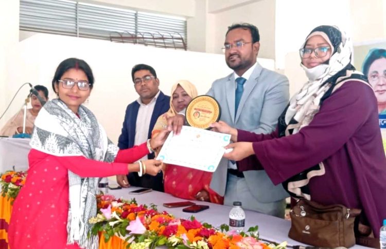 কাঠালিয়ায় আন্তর্জাতিক নারী নির্যাতন প্রতিরোধ পক্ষ ও বেগম রোকেয়া দিবস পালন