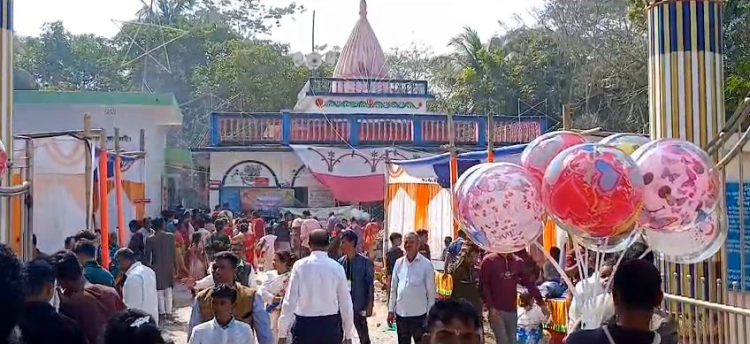 ঝালকাঠির পোনাবালিয়া গ্রামে শুরু হয়েছে শিব চতুর্দশীর মেলা