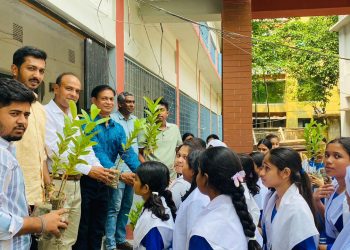 প্রধানমন্ত্রী তারেক রহমানের দেশব্যাপী ২৫ কোটি বৃক্ষরোপণ কর্মসূচির অংশ হিসেবে ঝালকাঠিতে মাসব্যাপী বৃক্ষরোপণ শুরু
