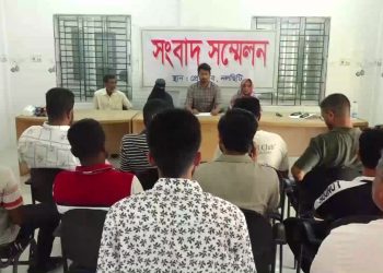 সংবাদ সম্মেলনে গৃহবধূর অভিযোগ প্রতিপক্ষরা সাত বছর ধরে নির্যাতন করে আসছে, এখন প্রাণ নাশের হুমকি দিচ্ছে
