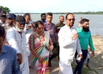 ঝালকাঠির রাজাপুরের বিষখালী নদী ভাঙ্গন এলাকা পরিদর্শন করেছেন: এমপি রফিকুল ইসলাম জামাল