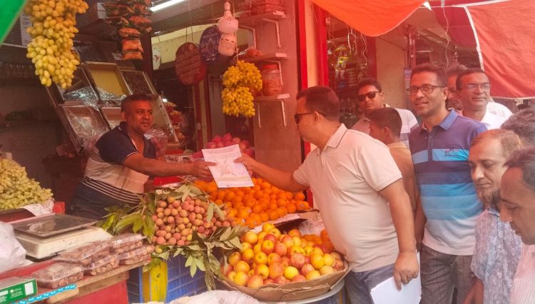 জুলাই সনদ বাস্তবায়নে বিএনপি অঙ্গিকারাবদ্ধ প্রচারণায় ঝালকাঠিতে যুবদলের লিফলেট বিতরণ