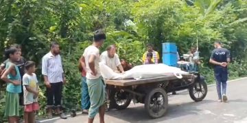 ঝালকাঠিতে নিয়ম না মেনে মহাসড়কে ভেকু ওঠানো, প্রাণ গেল ব্রাক কর্মীর
