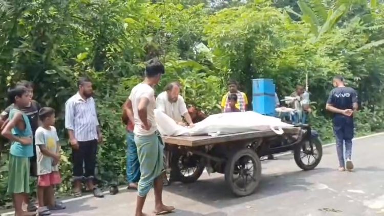 ঝালকাঠিতে নিয়ম না মেনে মহাসড়কে ভেকু ওঠানো, প্রাণ গেল ব্রাক কর্মীর