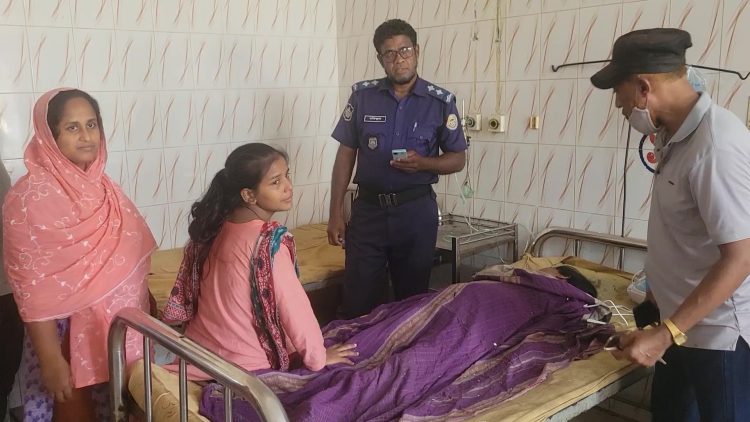 ঝালকাঠি সদর হাসপাতালে ইনজেকশন দেওয়ার পর রোগীর মৃত্যু, স্বজনদের অভিযোগ