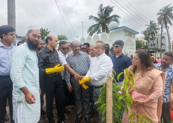 ঝালকাঠিতে ড. জিয়াউদ্দিন হায়দারের বৃক্ষরোপণসহ নানা কর্মসূচি