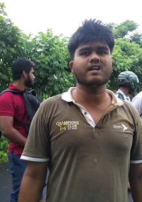 ঝালকাঠিতে বিকাশ কর্মীর ওপর হামলা, পাঁচ লাখ টাকা ছিনতাই
