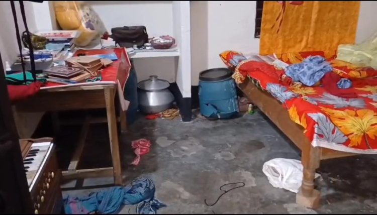 ঝালকাঠিতে বাসায় হাত-পা বাঁধা নারীর মরদেহ উদ্ধার