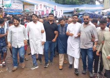 ঝালকাঠিতে এনসিপির পদযাত্রা; দুর্নীতি ও দখলদারিত্বের বিরুদ্ধে কঠোর বার্তা হাসনাত আবদুল্লাহর